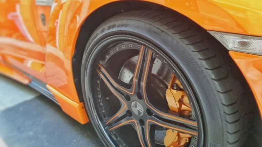 Как выбрать летние шины и не переплатить